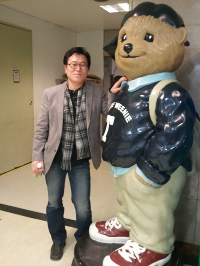 110407_signbi123406.jpg